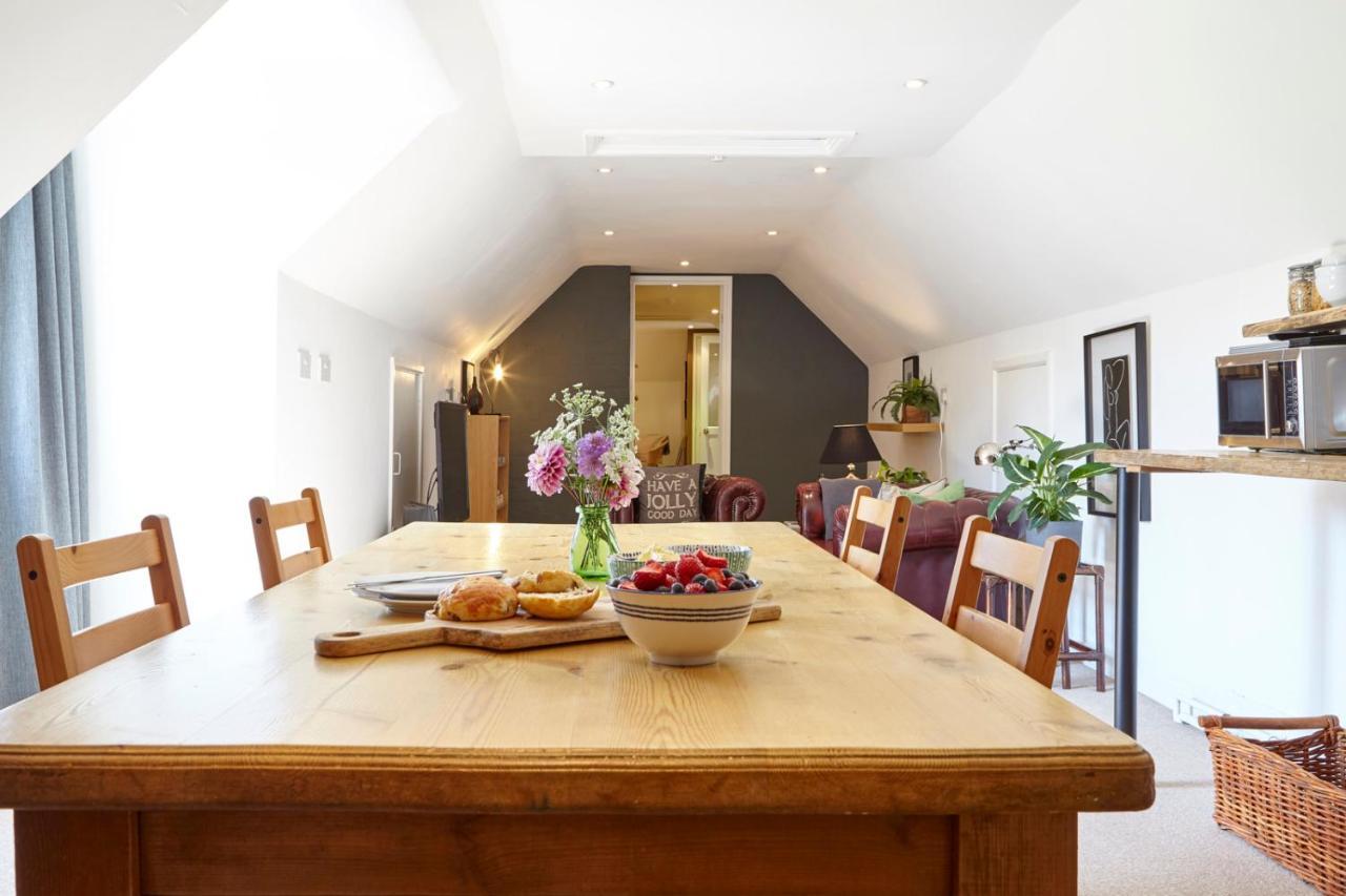 Bed and breakfast The Den At Backwell Down